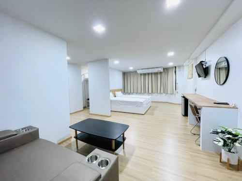 PD Apartment Inn Room Type - Standard Family Room