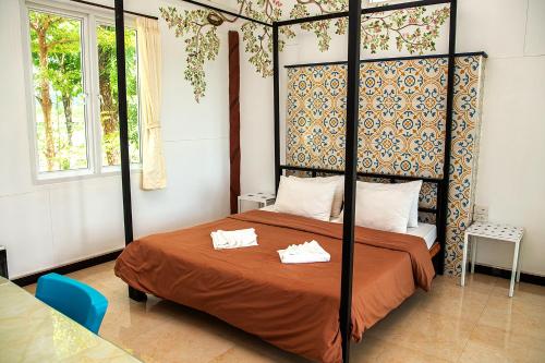 Yoko River Kwai Resort Room Type - Deluxe Double or Twin Room with Garden View