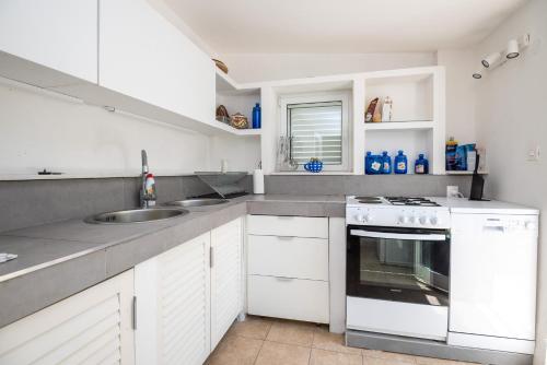 Holiday Home Zaton – Dubrovnik, DC