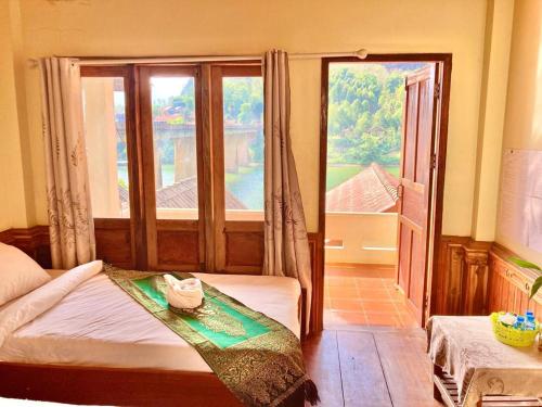 Sunrise Guest House in Nong Khiaw
