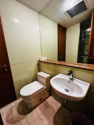 Soho Suites Klcc By Sweet Home - image 4