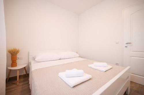 New Family Apartments with private parking near Zadar