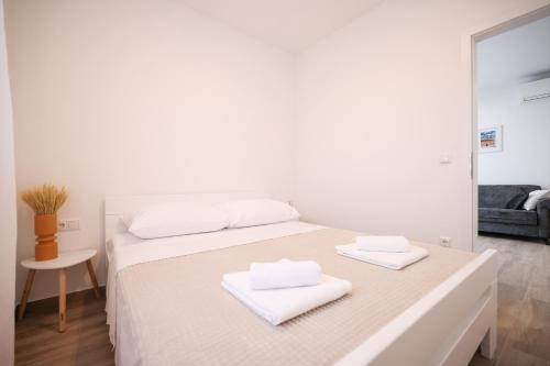 New Family Apartments with private parking near Zadar