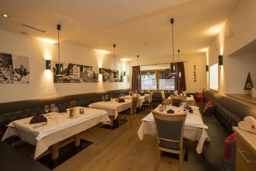 Hotel Edelweiss - image 11