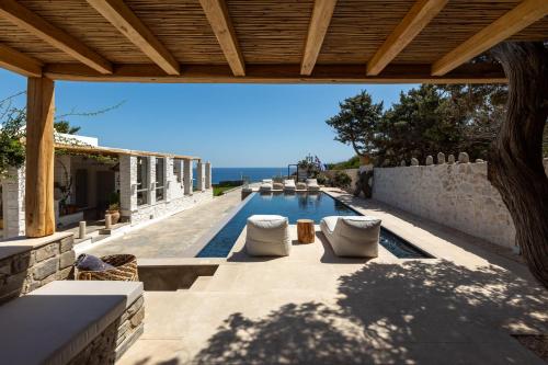 Beachfront Private Pool Villa  image 5