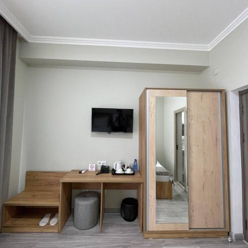 Airport Hotel 24 – Toshkent, NY