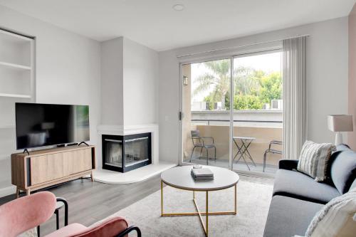 Sherman Oaks 2BR w WD nr WF TJ LAX-778 secondary