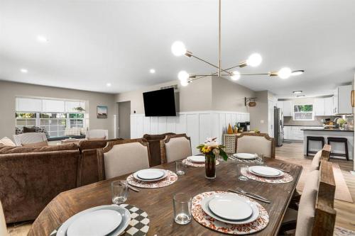 Modern 3BR 2BA Family Home in Commerce Township in Commerce Township (MI)