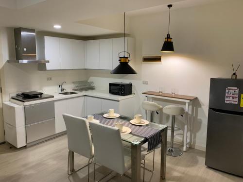 Manila Homes 2BR Penthouse Unit