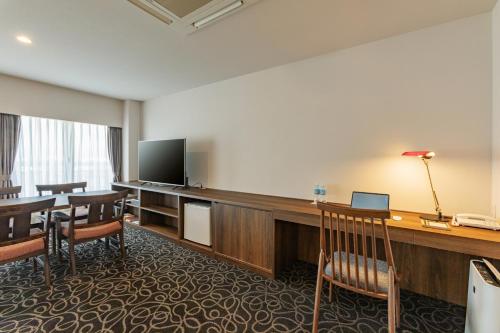 room detail thumbnail 1