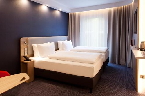 1 double bed