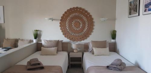 Bright & Cozy studio in the center of Puerto Banus, pool and terrace.