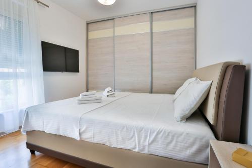 Deluxe Apartment image 10