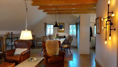 設施, Hossies Hof - Luxus Ferienhaus Scheune in 貝茨多夫-赫尼茨