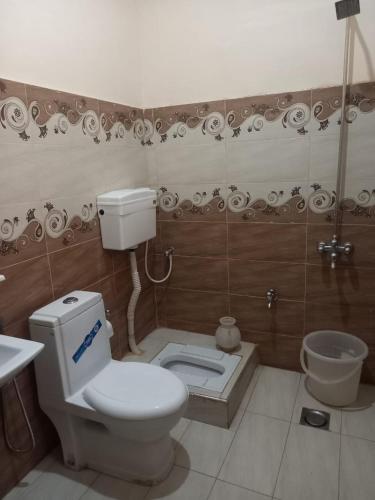 New Palace Guest House - image 11