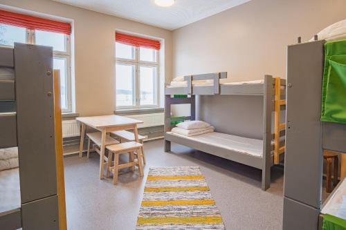 6-Bed Mixed Dormitory Room