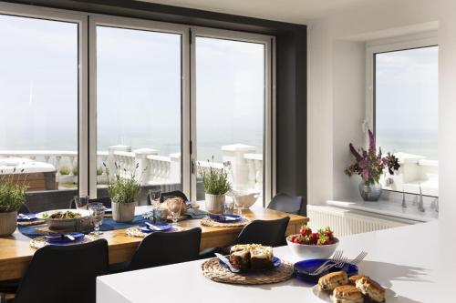 A szálláshely kívülről, Abbots Cliff House by Bloom Stays in Capel-le-Ferne