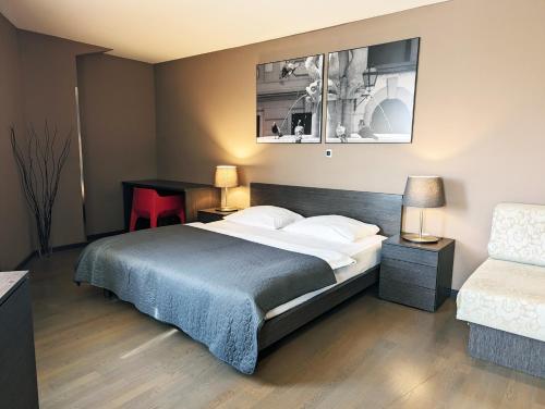Nitro Rooms Room Type - Double Room with Extra Bed