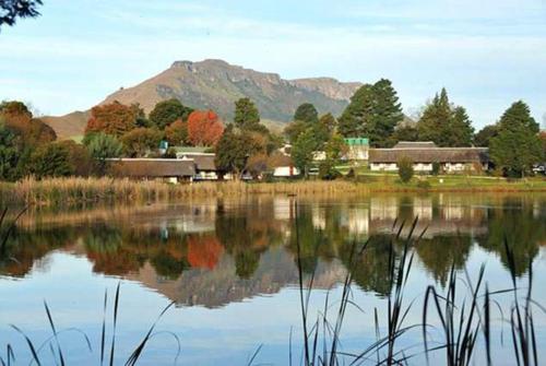 DRAKENSBERG WHITE MOUNTAIN BACKPACKERS