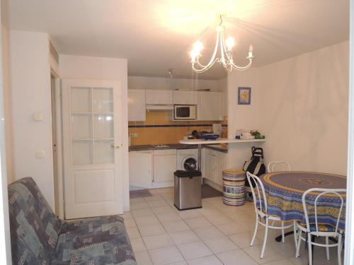 CANNES Palazzio Room Type - Standard Studio