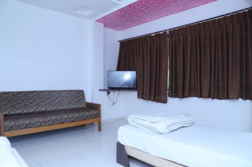 Hotel Kewal INN