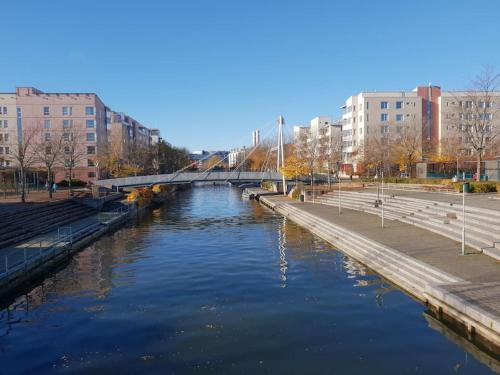 Studio - nearby centrum & metro, Helsinki (photo 10)