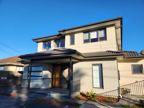 Maruve Guesthouse 12 min from Melb airport in Campbellfield
