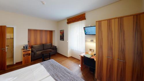 Hotel Ambassador - image 10