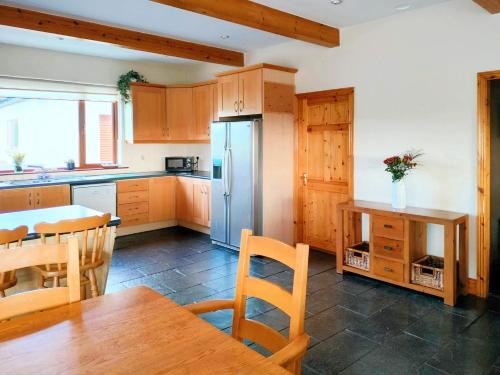 Cocina, Tour House, A Country Escape set in Natures Beauty in Youghal