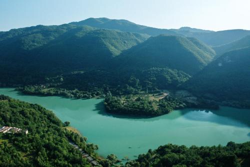 Lago del Turano - Guest House il Nido dell'Aquila