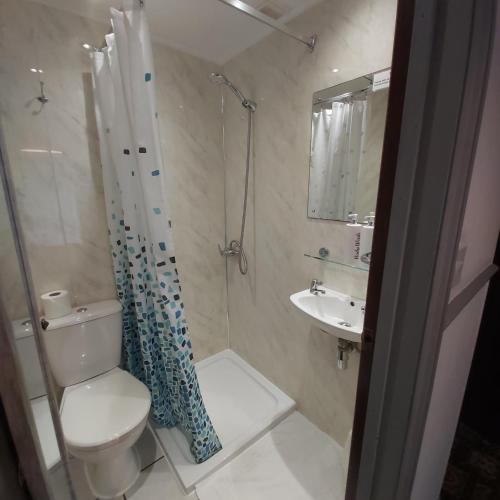 St Albans Guest House Dover - image 4