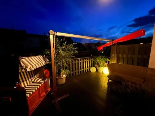 Apartment Napoleon, Nähe Zentrum, 2 Schlafzimmer, großer Balkon, free Wifi ,Parken in Jena, Deutschland