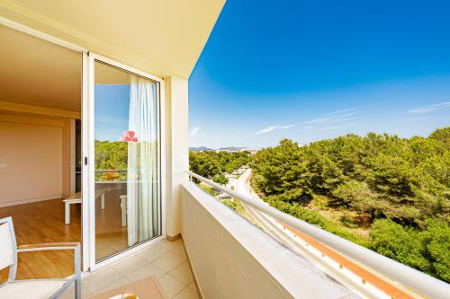 room detail thumbnail 1