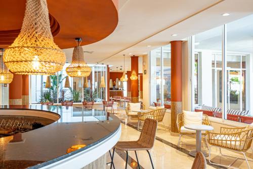 Bar/Lounge, Hotel Rosella affiliated by Intelier in Sant Llorenc des Cardassar