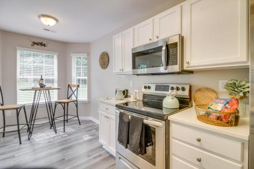 Cozy North Carolina Abode - Minutes from Downtown! in Mount Holly