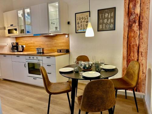 Stylish im Altbau, Netflix, Sonos, nahe 3M und Vorwerk, Wuppertal (photo 2)
