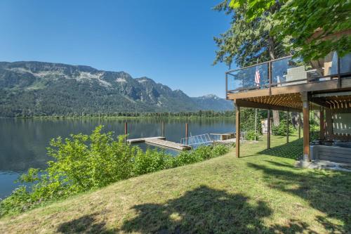 All About the Lake by NW Comfy Cabins