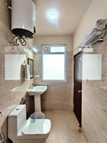 King Room image 10