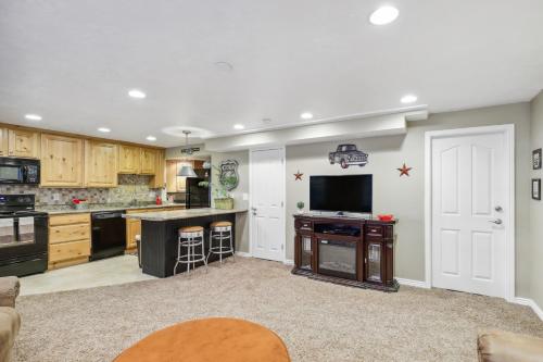 Cozy American Fork Retreat with Electric Fireplace in American Fork