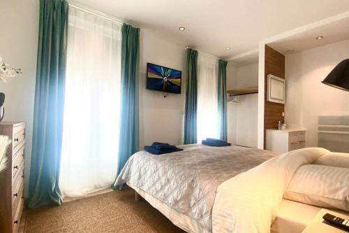 appartement avec vue jardin proche de Paris in Свети-Морис