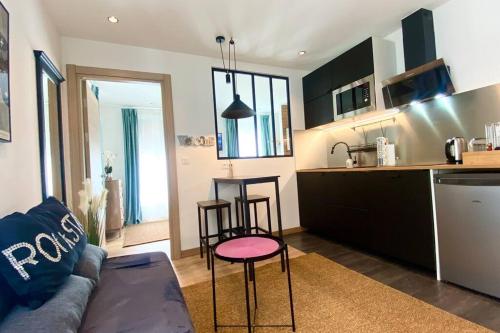 appartement avec vue jardin proche de Paris in Свети-Морис