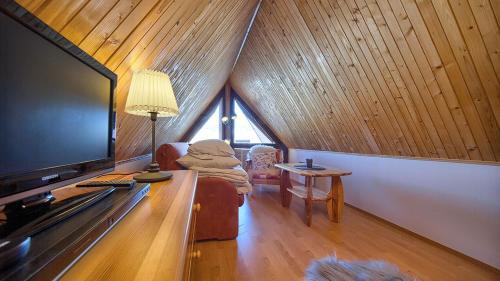 VisitZakopane - Giewont View Apartment - image 3