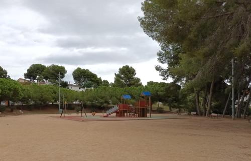 apartamento cerca playa ,estación tren y garaje gratis en finca apartamento cerca playa ,estación tren y garaje gratis en finca