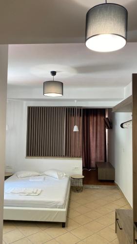 Emerald Suites in Fres