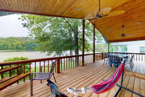 Edgewater Beach Resort 19 in Forsyth, USA