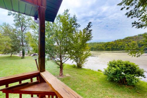 Edgewater Beach Resort 19 in Forsyth, USA