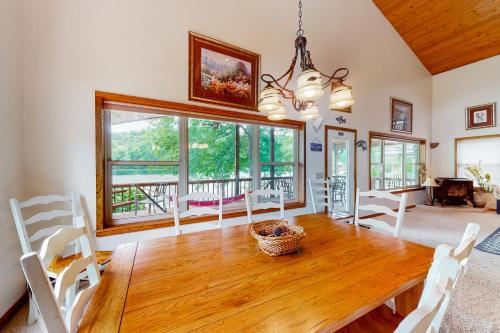 Edgewater Beach Resort 19 in Forsyth, USA