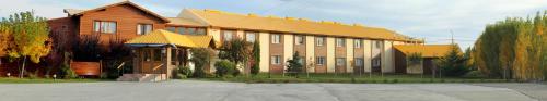 Exterior view, Hotel Picos Del Sur in El Calafate