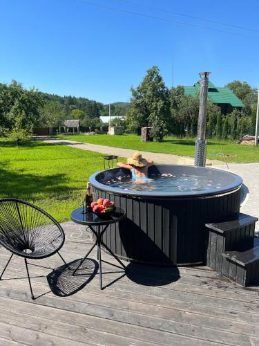 熱水浴缸, Vdoma Sheshory in 舍斯賀里