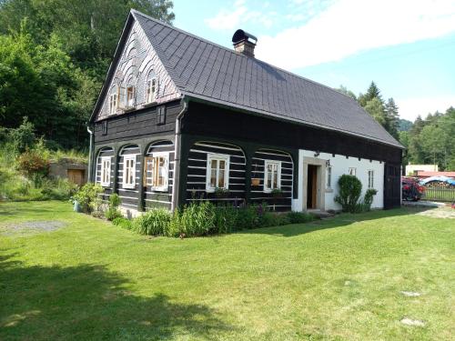 Buitenkant, Medová chaloupka Jetřichovice České Švýcarsko (Medova chaloupka Jetrichovice Ceske Svycarsko) in Jetrichovice U Decina